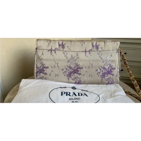 Prada Cream and Purple Floral Shoulder Bag - Picture 4 of 6